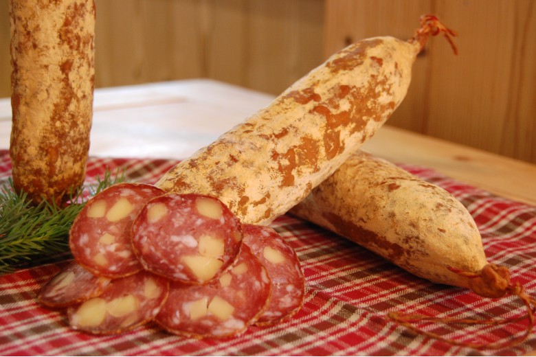 Saucisson fumé au comté